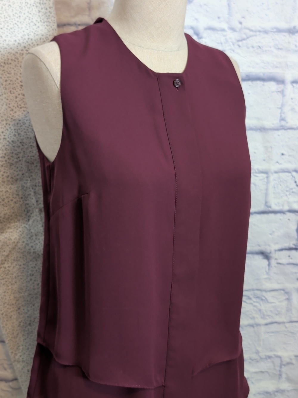 *LAST CHANCE!* Daniel Cremieux Sleeveless Layered Blouse in Deep Plum - Size XS